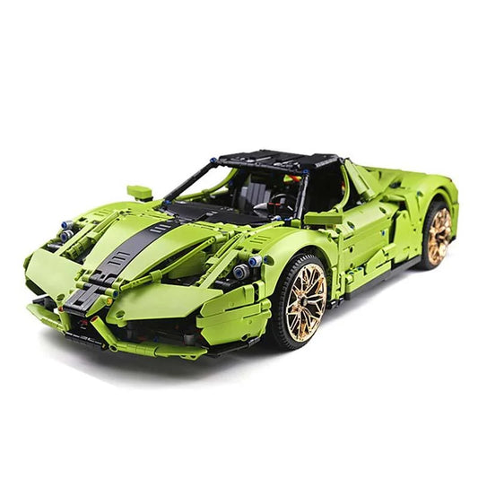 2790PCS Car Series 1:8 Green Enzo Sports Car Building Block Model